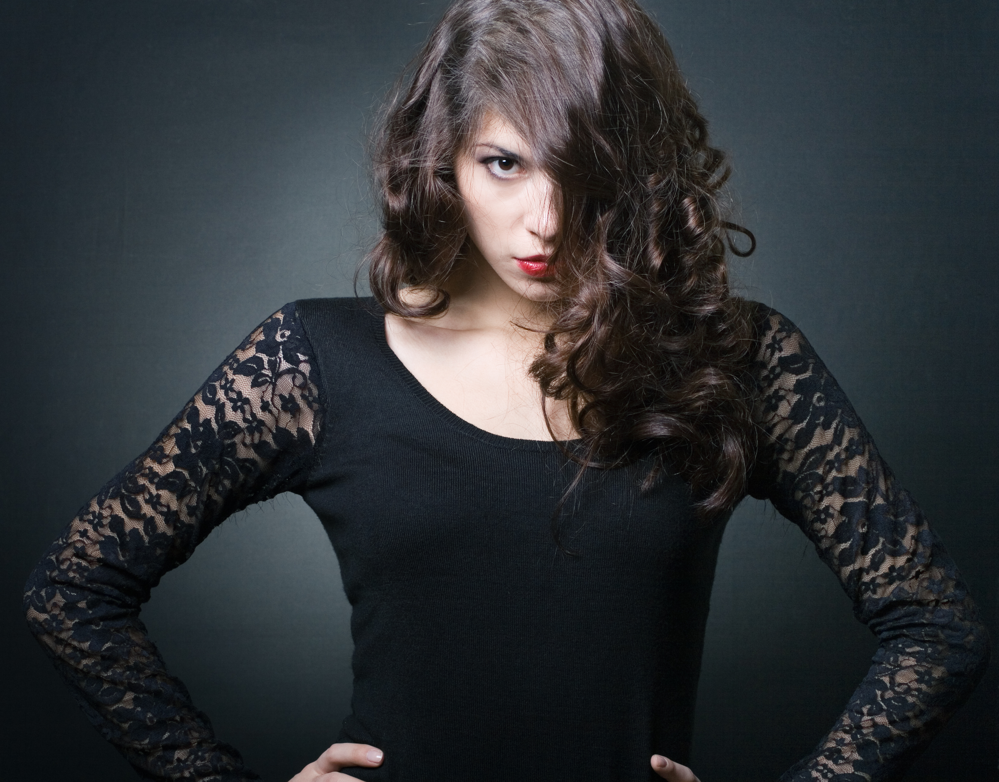 Frequency Separation in Photoshop: The Professional Retouching Technique You Need to Master